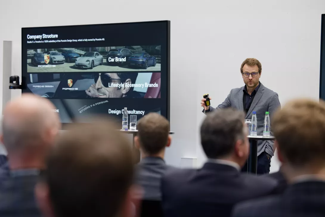 Porsche Consulting Construction Lounge 2024