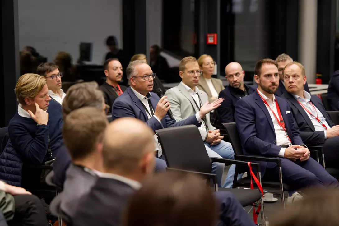 Porsche Consulting Construction Lounge 2024