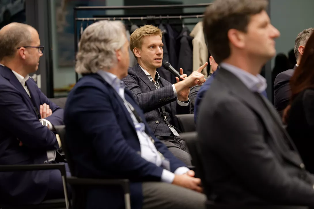 Porsche Consulting Construction Lounge 2024