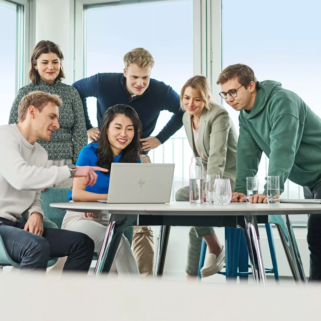 Artificial intelligence in meeting Porsche Consulting Employees