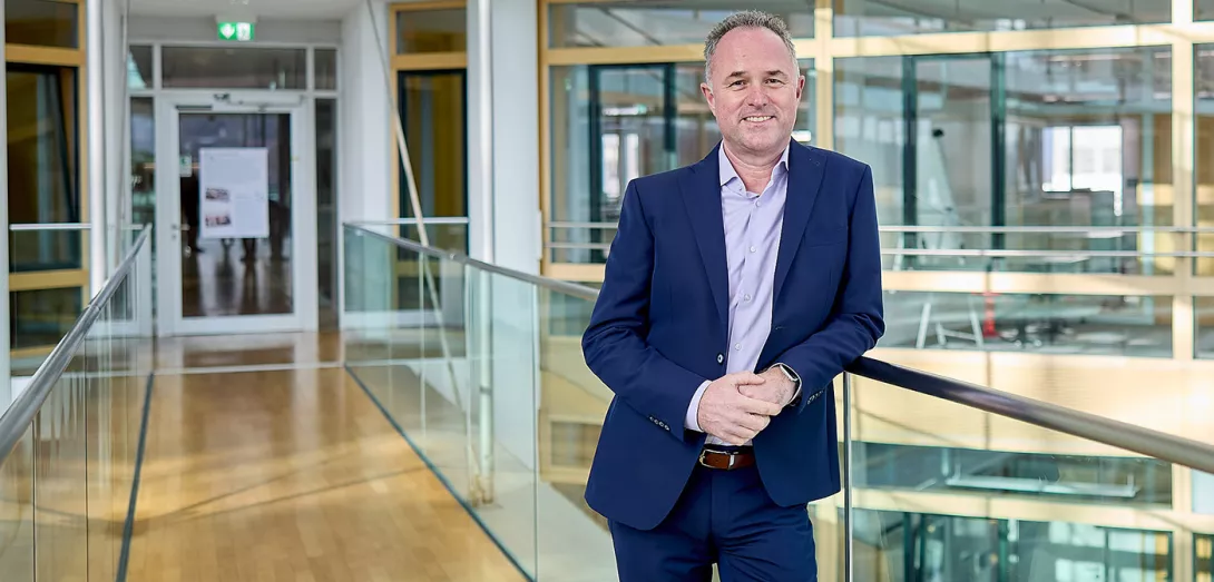 Chief Quality Officer Dr. Lothar Halmer setzt bei Boehringer Ingelheim überall auf höchstmögliche Qualität. Foto: Porsche Consulting / Marco Prosch