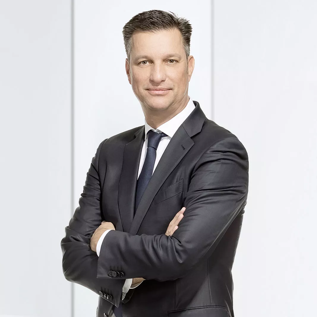 Thomas Schmall is the member of the Volkswagen Group Board of Management responsible for Technology, and Supervisory Board Chairman for the new subsidiary PowerCo SE. PowerCo is building its own cell factories in Europe and North America and seeking to establish new production methods.