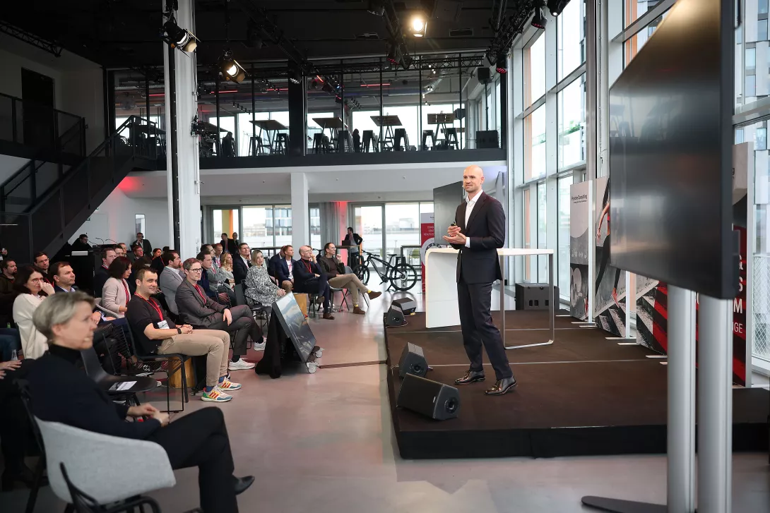 People participating the Porsche Consulting Health and Sports Ecosystem Lounge in Munich