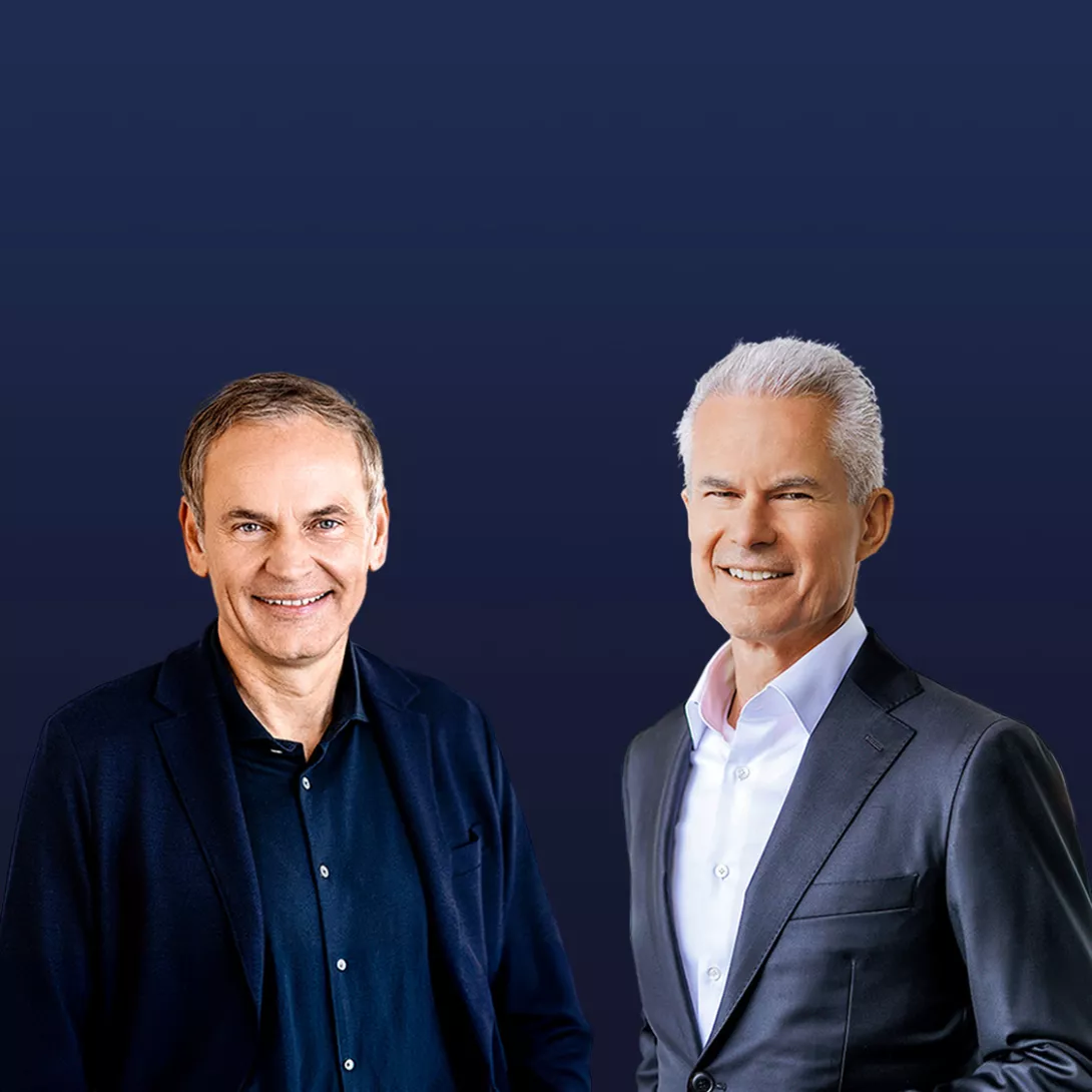Oliver Blume (left), Chairman of the Boards of Management of Volkswagen and Porsche, and Eberhard Weiblen, CEO of Porsche Consulting, talk with Porsche Consulting Magazine about optimism, opportunities, and a good work-life balance.
